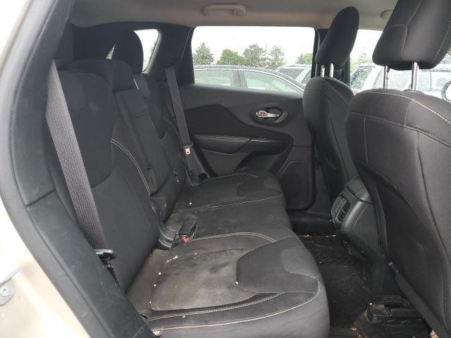1C4PJMCBXFW555107 Jeep Cherokee Latitude
