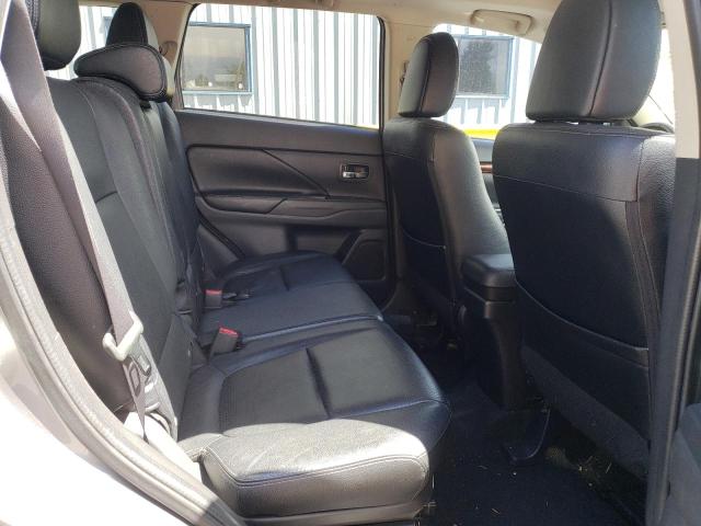 JA4AD3A38EZ018357 Mitsubishi Outlander Se