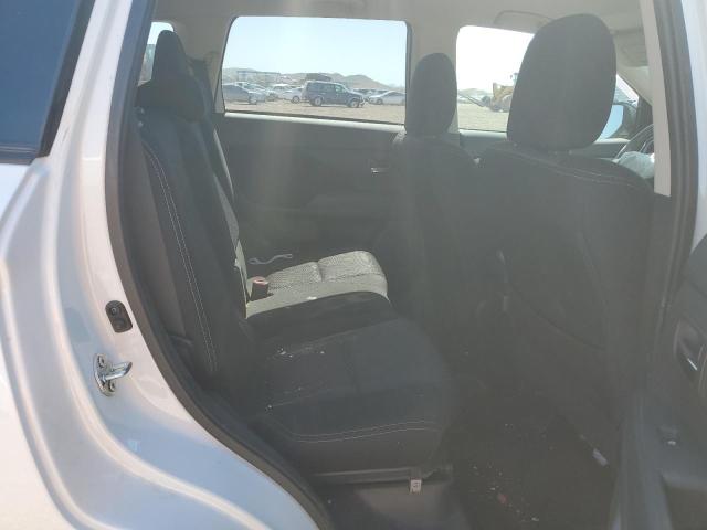 JA4AD3A31GZ009907 Mitsubishi Outlander Se