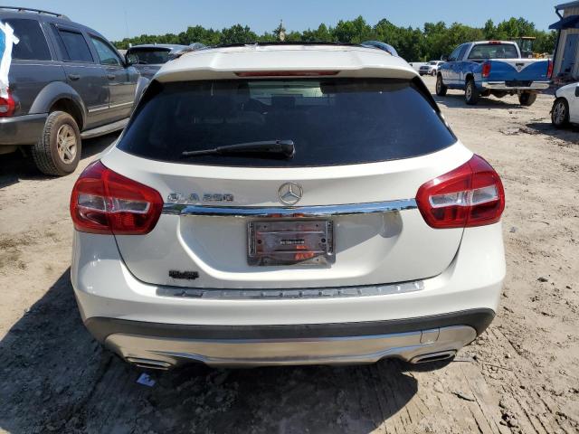 WDCTG4EB3GJ205997 Mercedes-Benz GLA 250