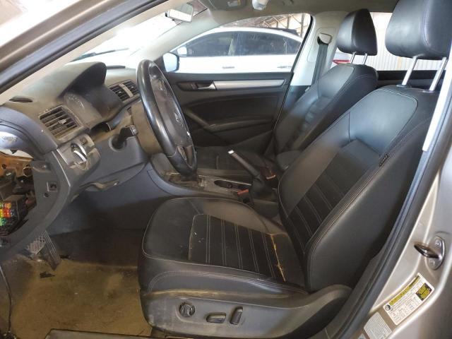 1VWBT7A34FC003392 Volkswagen PASSAT SE