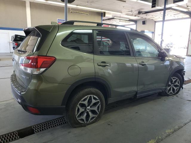 JF2SKAGC9LH473976 Subaru Forester Premium
