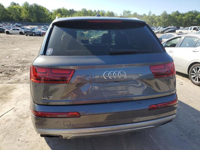 WA1LHAF7XKD042729 Audi Q7 Premium Plus