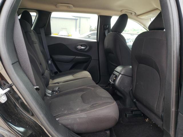 1C4PJLCB7GW376633 Jeep Cherokee Latitude