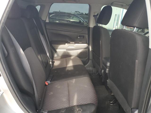 JA4AP3AUXKU029241 Mitsubishi Outlander Sport Es