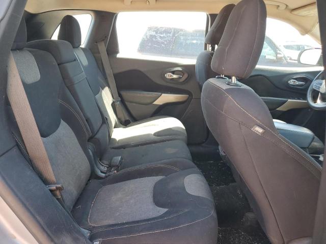 1C4PJMAB4HD227375 Jeep Cherokee Sport