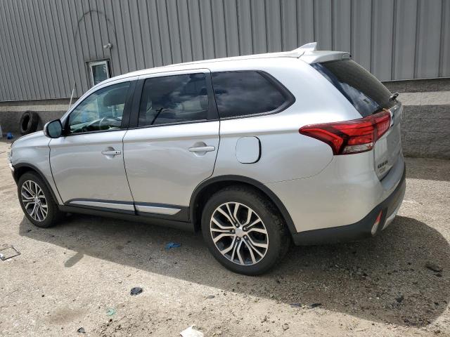 JA4AZ3A39JZ038841 Mitsubishi Outlander Se