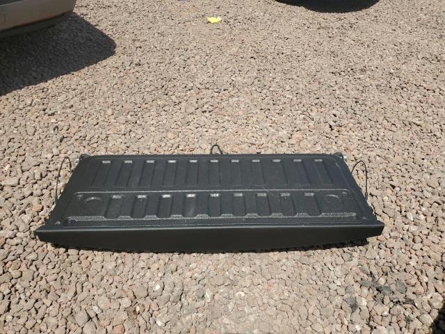 1C6SRFJT9KN698938 RAM 1500 Laie
