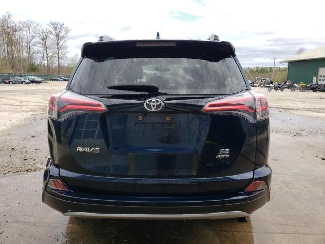 JTMJFREV0JD228148 Toyota RAV4 SE