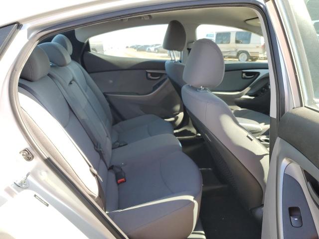 5NPDH4AE2FH643313 Hyundai ELANTRA SE