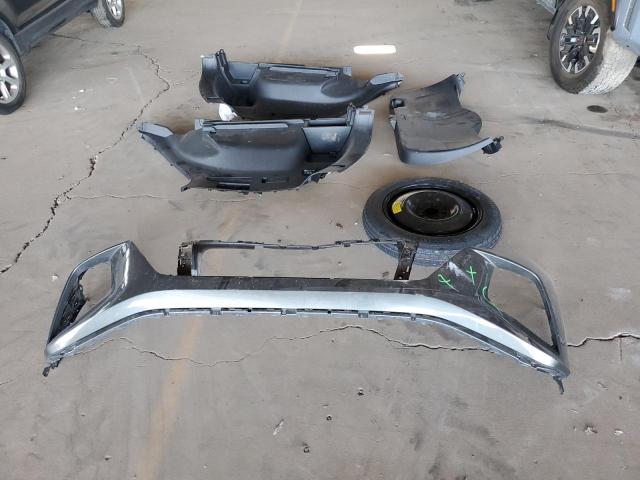 5NMJACAE8PH256605 Hyundai TUCSON SE