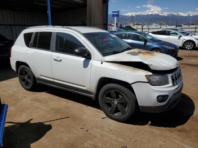 1C4NJCBA6GD615729 Jeep Compass Sport
