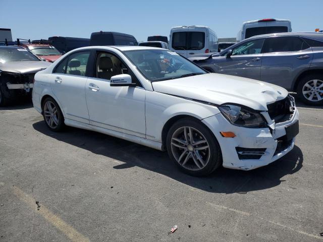 WDDGF4HB0EG242916 Mercedes-Benz C 250