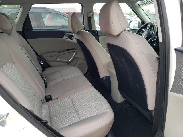 KNDJ23AU8N7154522 KIA SOUL LX