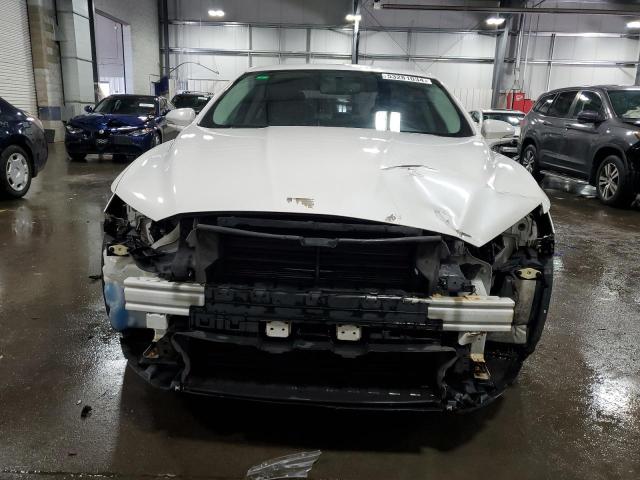 1FA6P0HD8G5120693 Ford FUSION SE
