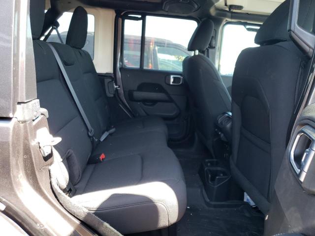 1C4HJXEG8NW201518 Jeep Wrangler Unlimited Sahara