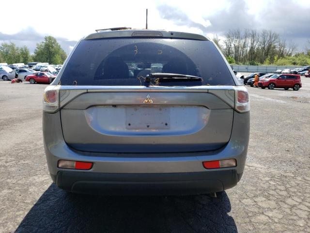 JA4AD3A38EZ018357 Mitsubishi Outlander Se