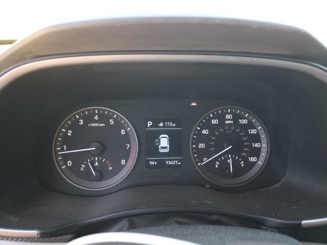 KM8J2CA47KU881563 Hyundai TUCSON SE