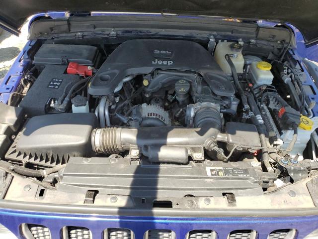 1C4HJXEG2JW288584 Jeep Wrangler Unlimited Sahara