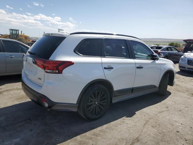 JA4AD3A3XLZ008944 Mitsubishi Outlander Se