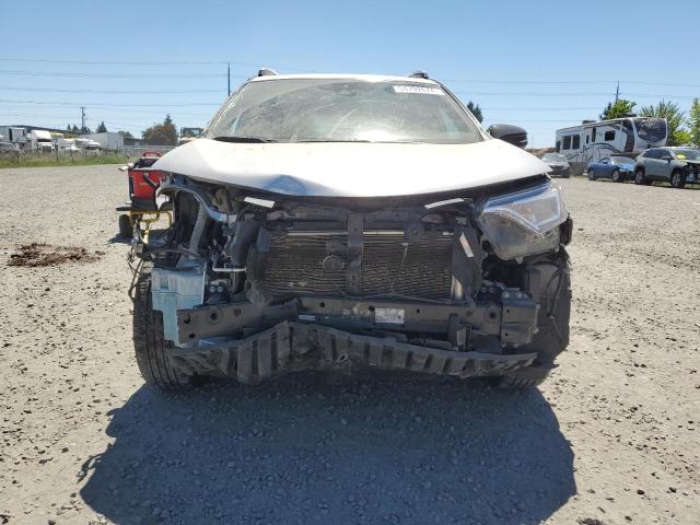 2T3JFREV5GW439180 Toyota RAV4 SE
