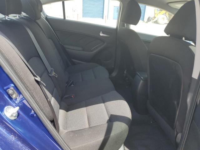3KPFK4A71JE272671 KIA FORTE LX