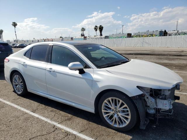 4T1BZ1HK8JU008590 Toyota CAMRY XSE