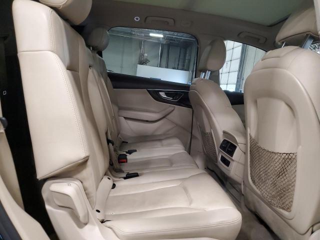 WA1LAAF75HD030517 Audi Q7 Premium Plus
