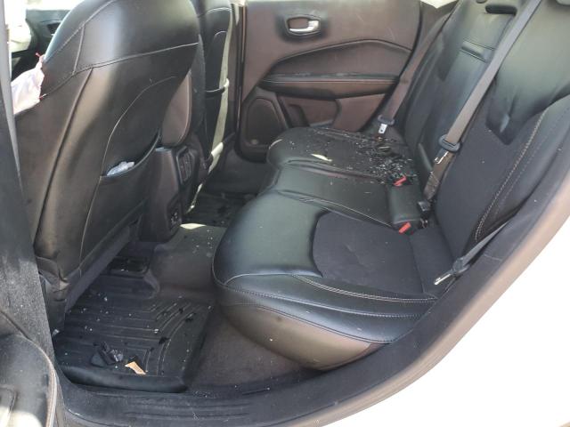 3C4NJDBB8JT168238 Jeep Compass Latitude