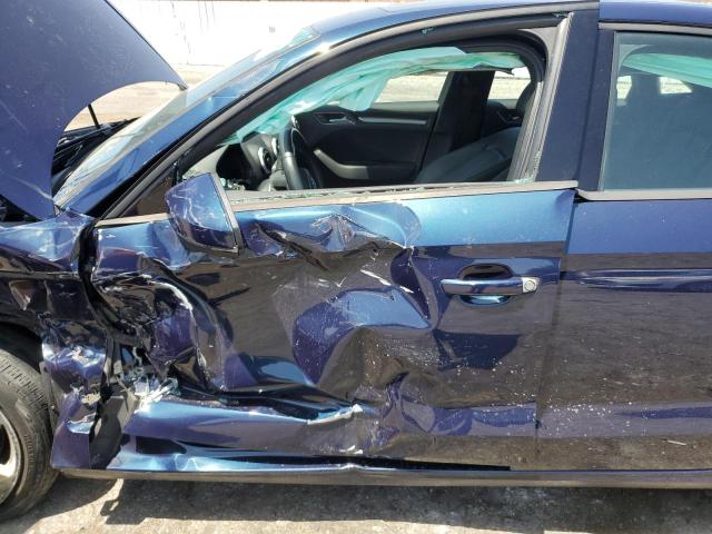 WAUAUGFF0J1090210 Audi A3 PREMIUM