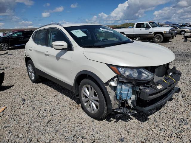 JN1BJ1CR7HW135218 Nissan Rogue Sport S
