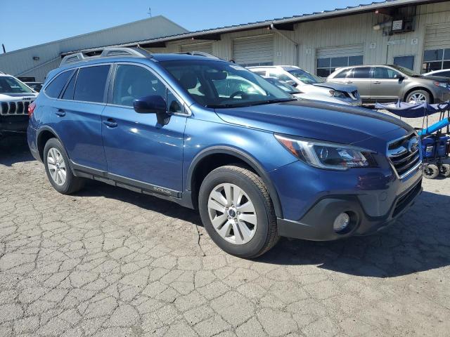 4S4BSAFC8K3263019 Subaru Outback 2.5i Premium