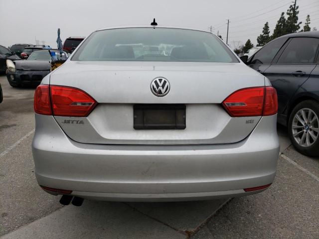 3VWD17AJ1EM241386 Volkswagen JETTA SE
