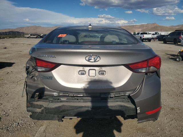 5NPDH4AE9GH769802 Hyundai ELANTRA SE