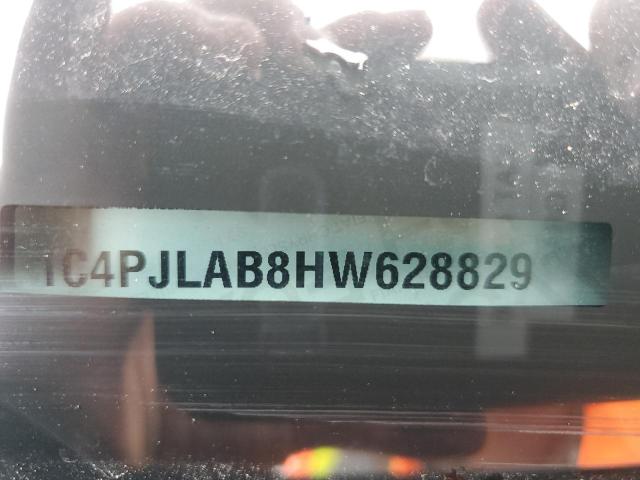 1C4PJLAB8HW628829 Jeep Cherokee Sport