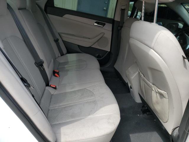 5NPE24AF1JH693692 Hyundai SONATA SE