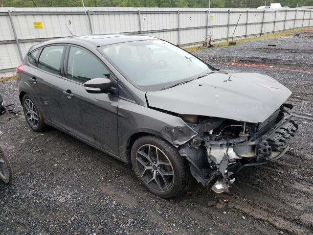1FADP3M23JL318727 Ford FOCUS SEL
