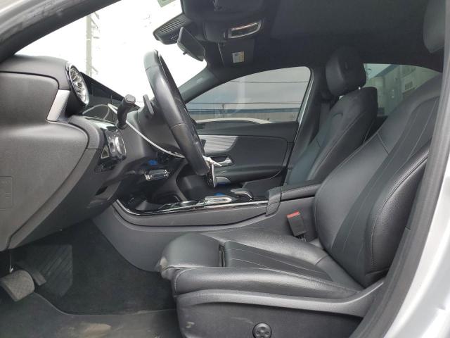 WDD3G4EB4KW005671 Mercedes-Benz A 220