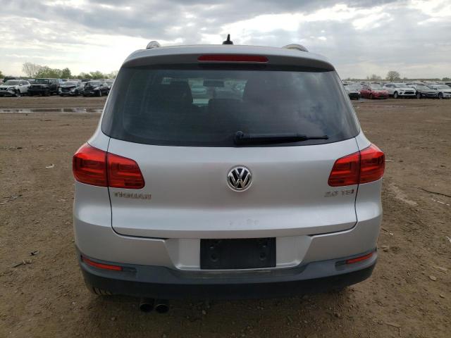 WVGAV7AX1FW586123 Volkswagen TIGUAN S