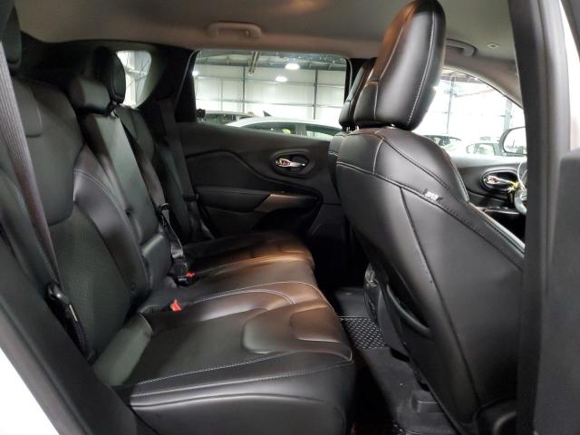 1C4PJMLXXKD412952 Jeep Cherokee Latitude Plus