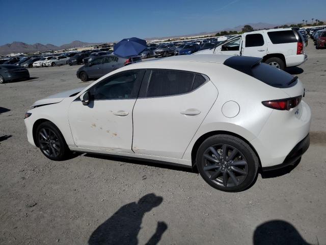 JM1BPBLL4M1305832 Mazda 3 Preferred