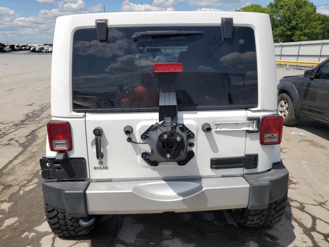 1C4BJWEG7FL770976 Jeep Wrangler Unlimited Sahara