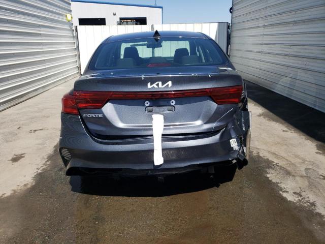 3KPF24AD3PE525617 KIA FORTE LX