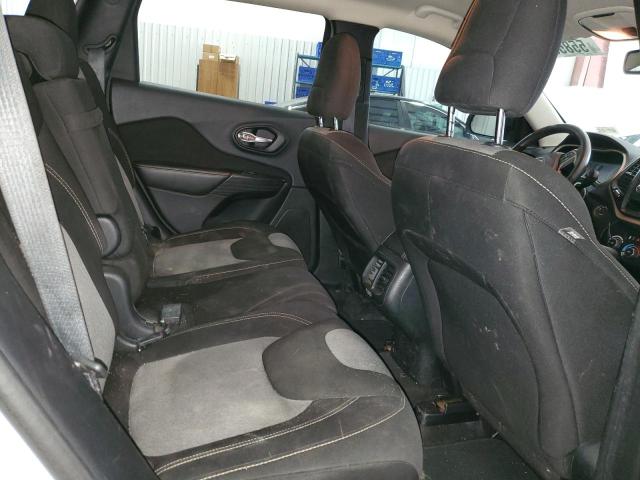 1C4PJMAS4GW245328 Jeep Cherokee Sport