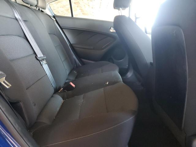 3KPFK4A70JE210596 KIA FORTE LX