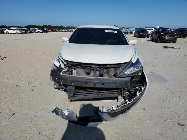 1N4AL3AP6HC160327 Nissan ALTIMA 2.5