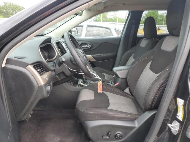 1C4PJLAB8HW628829 Jeep Cherokee Sport
