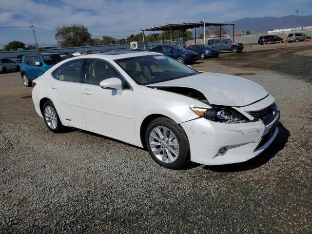 JTHBW1GG2E2074787 Lexus ES 300H