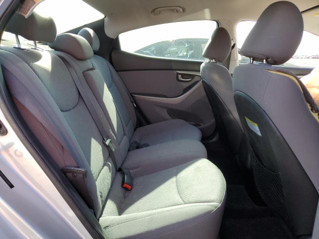 5NPDH4AE6FH594911 Hyundai ELANTRA SE
