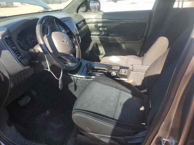 JA4AZ3A33JZ044070 Mitsubishi Outlander Se